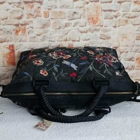 New Johnny Was  Krysha Overnight Tote - Picture 6 of 12